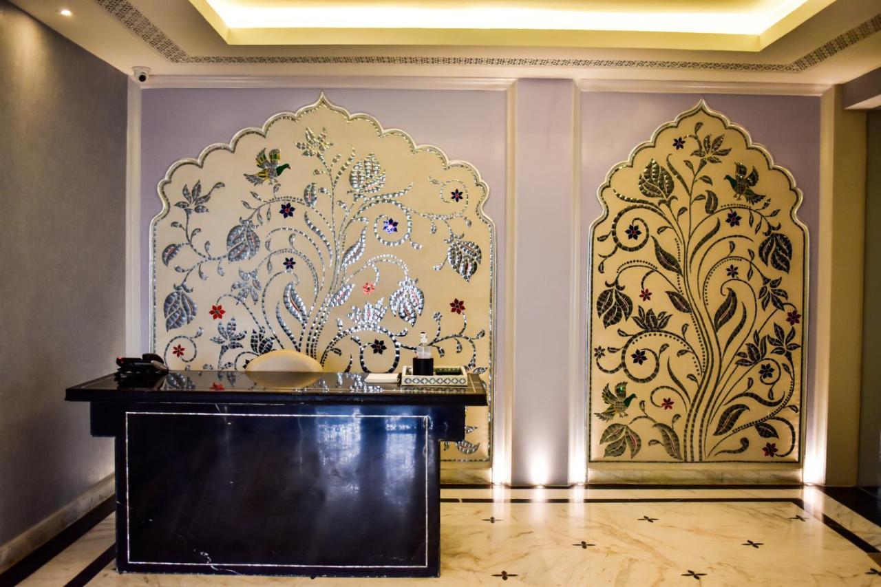 เดอะ ลีลา พาเลซ ชัยปุระ Hotel ภายนอก รูปภาพ