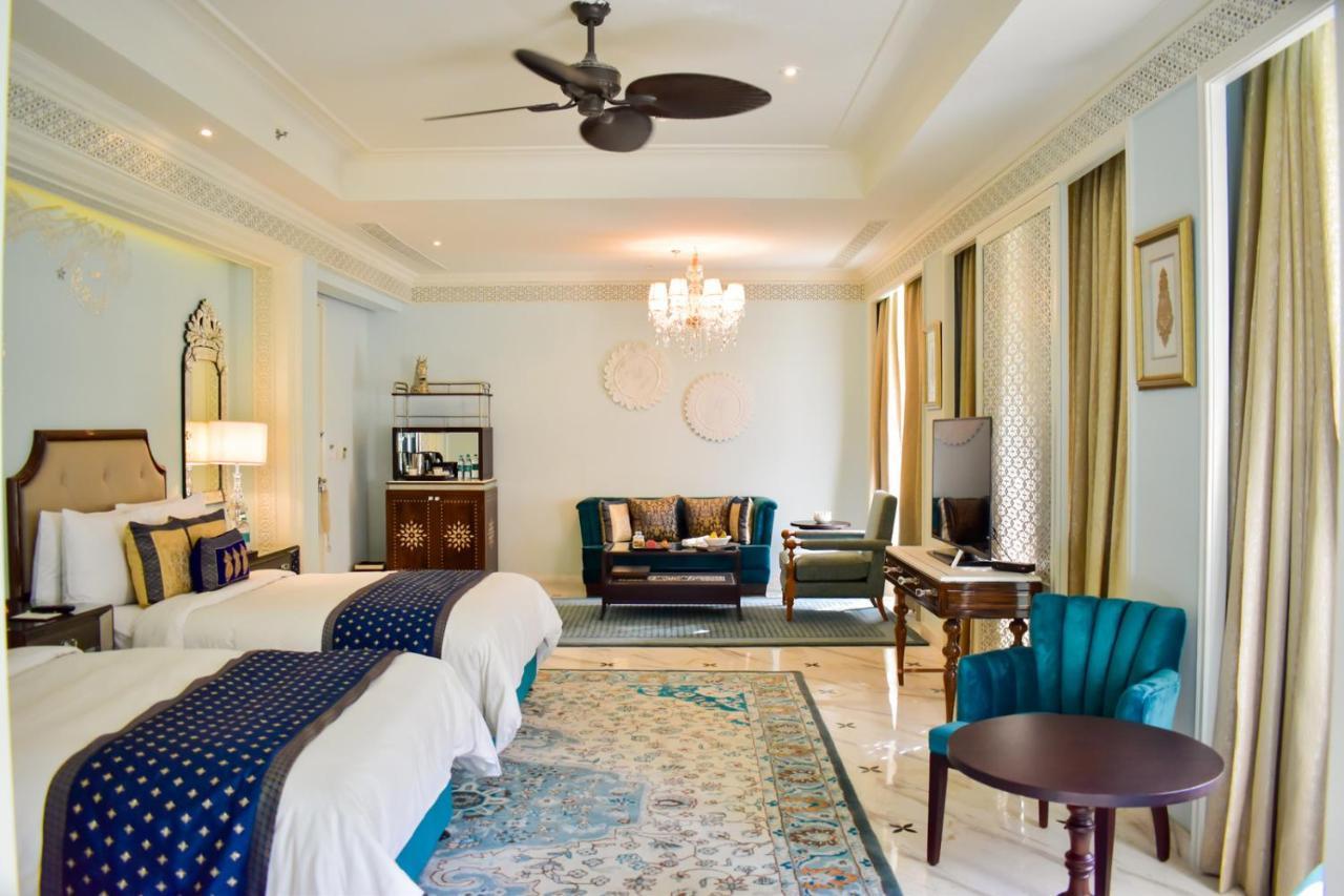 เดอะ ลีลา พาเลซ ชัยปุระ Hotel ภายนอก รูปภาพ