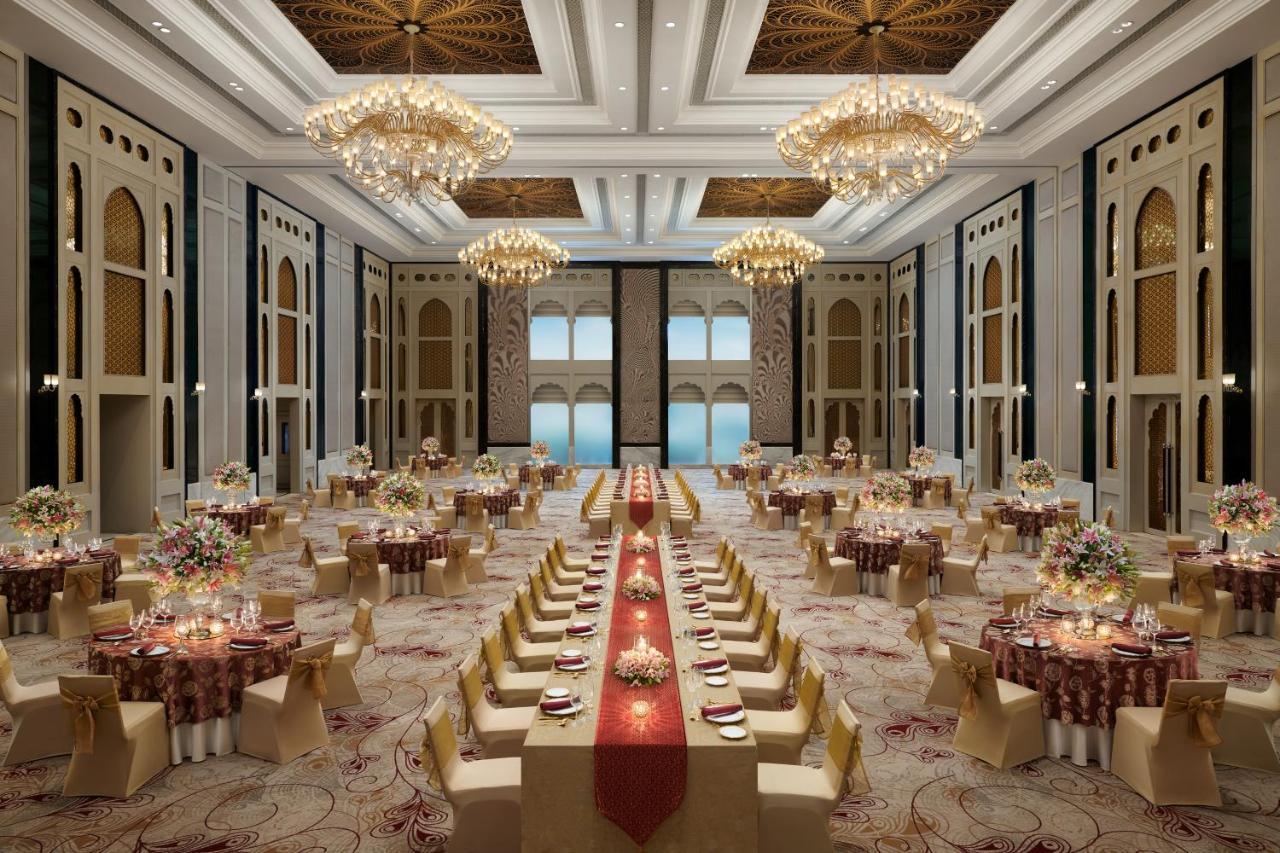 เดอะ ลีลา พาเลซ ชัยปุระ Hotel ภายนอก รูปภาพ