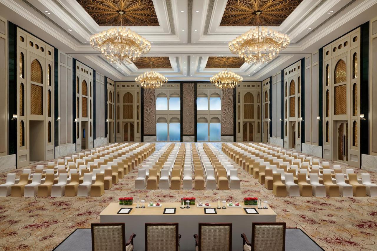 เดอะ ลีลา พาเลซ ชัยปุระ Hotel ภายนอก รูปภาพ